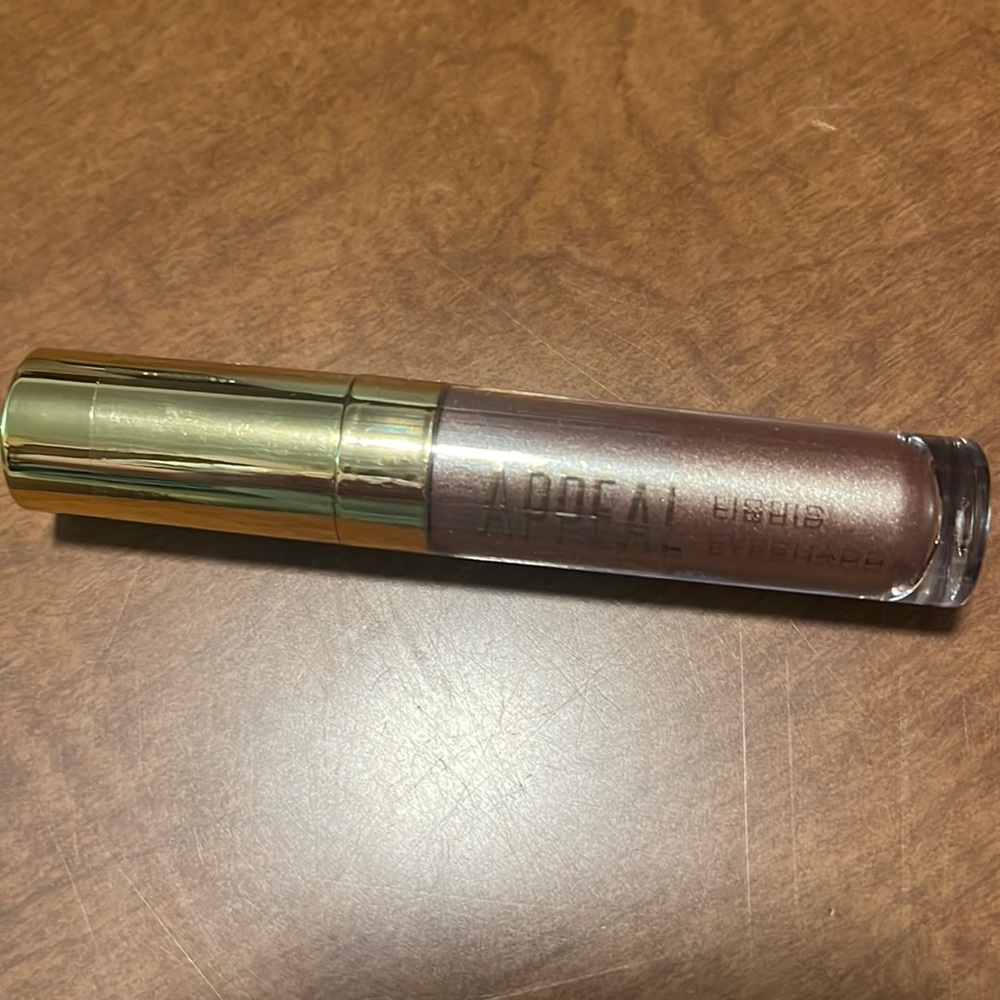 Appeal liquid eyeshadow